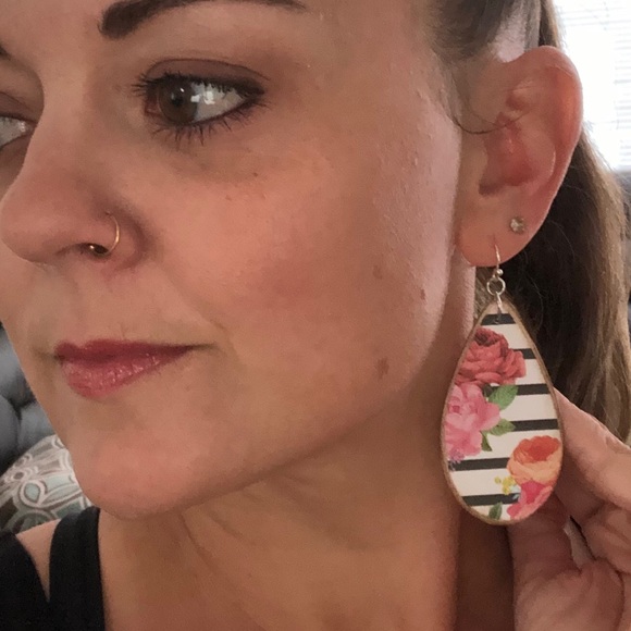 Handmade Wood Earrings - Picture 3 of 3